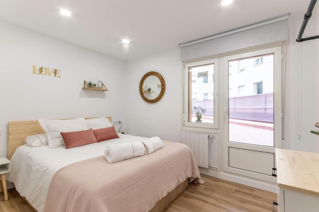 Apt In The Old Town With Cool Terrace!! Private Parking บิลเบา ภายนอก รูปภาพ