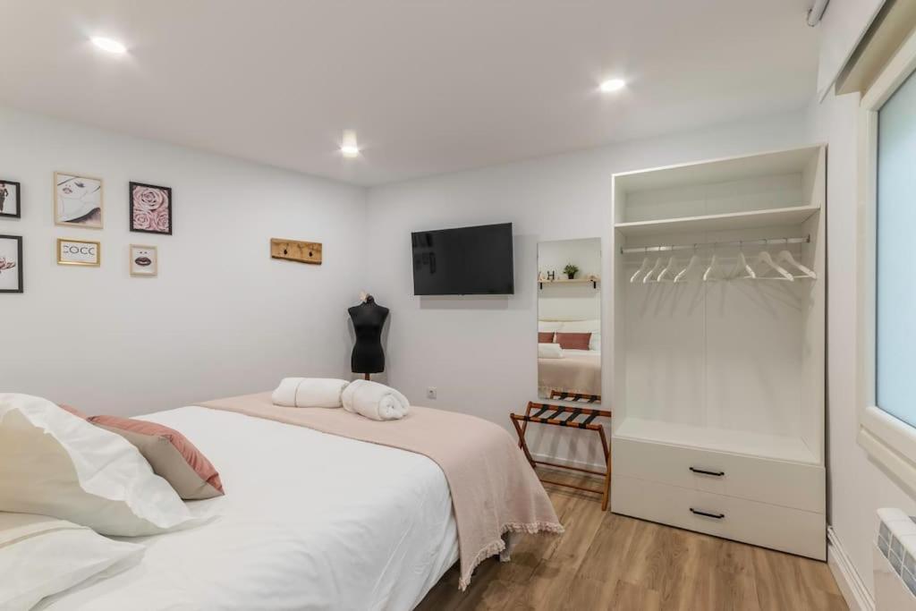 Apt In The Old Town With Cool Terrace!! Private Parking บิลเบา ภายนอก รูปภาพ
